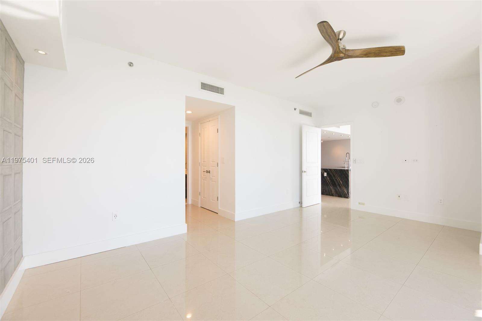 ICONBRICKELL CONDO NO 1 - 465 Brickell Ave, Miami, FL 33131 | Picture 20