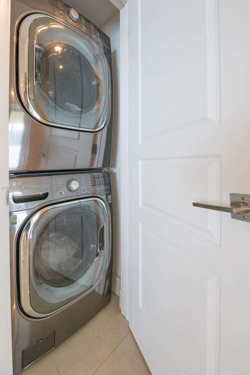 ICONBRICKELL CONDO NO 1 - 465 Brickell Ave, Miami, FL 33131 | Picture 31