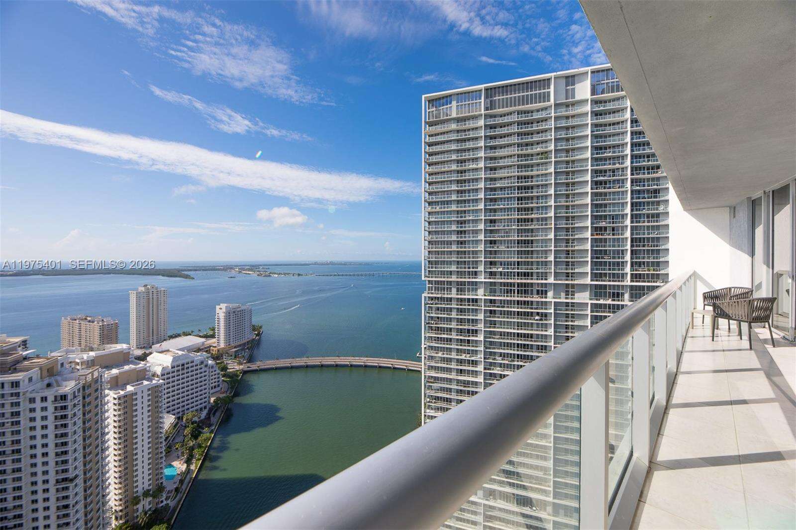 ICONBRICKELL CONDO NO 1 - 465 Brickell Ave, Miami, FL 33131 | Picture 32