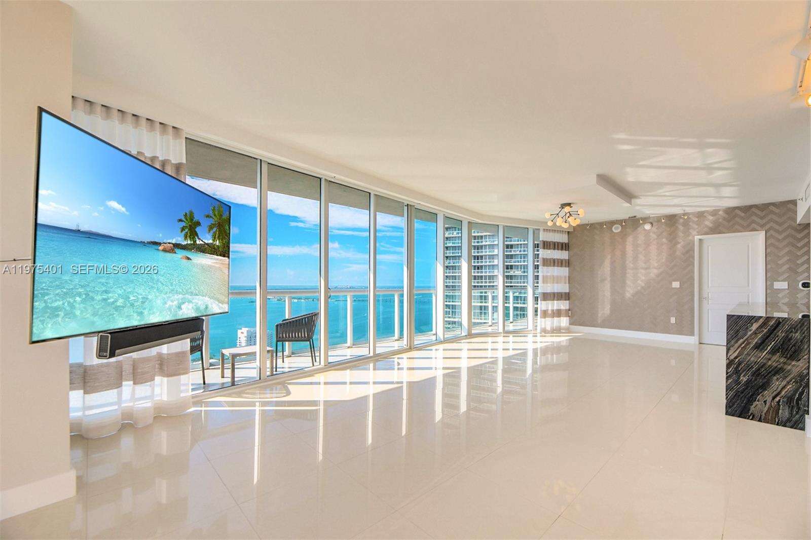 ICONBRICKELL CONDO NO 1 - 465 Brickell Ave, Miami, FL 33131 | Picture 7