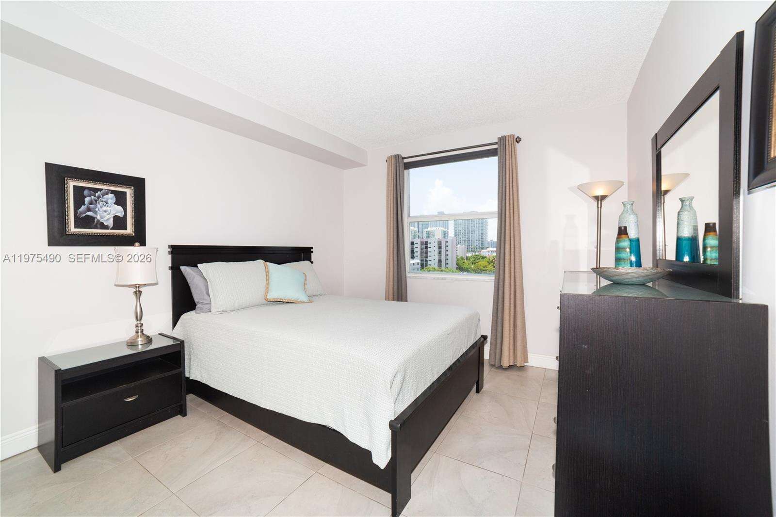 Porto Bellagio at 17100 Bay Rd, Sunny Isles Beach, FL 33160 - For Sale photo 14