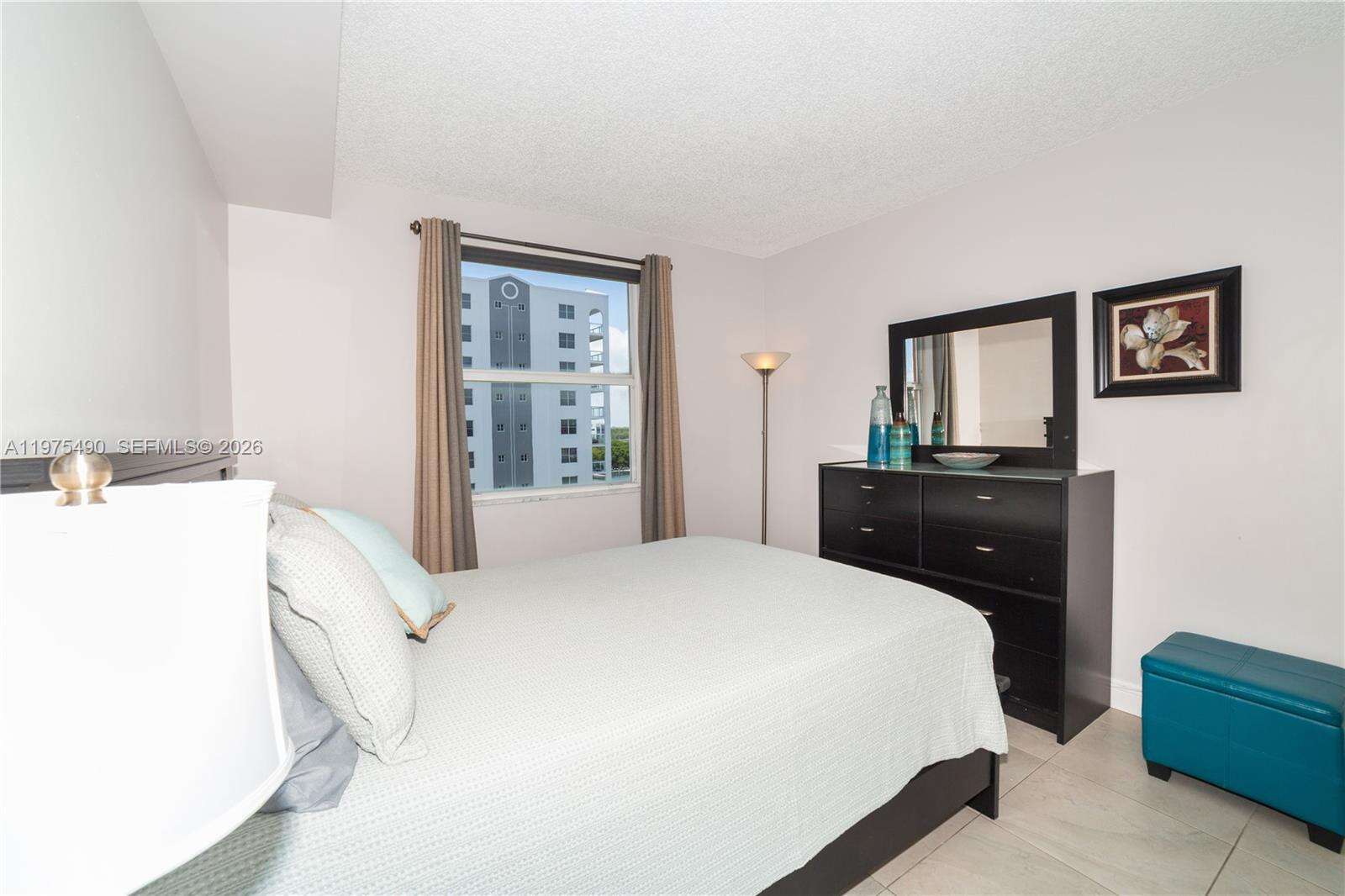 Porto Bellagio at 17100 Bay Rd, Sunny Isles Beach, FL 33160 - For Sale photo 15