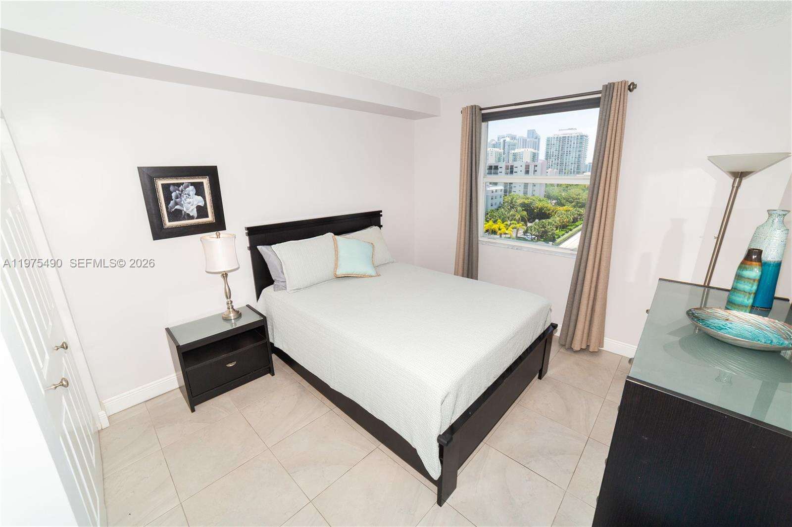 Porto Bellagio at 17100 Bay Rd, Sunny Isles Beach, FL 33160 - For Sale photo 17