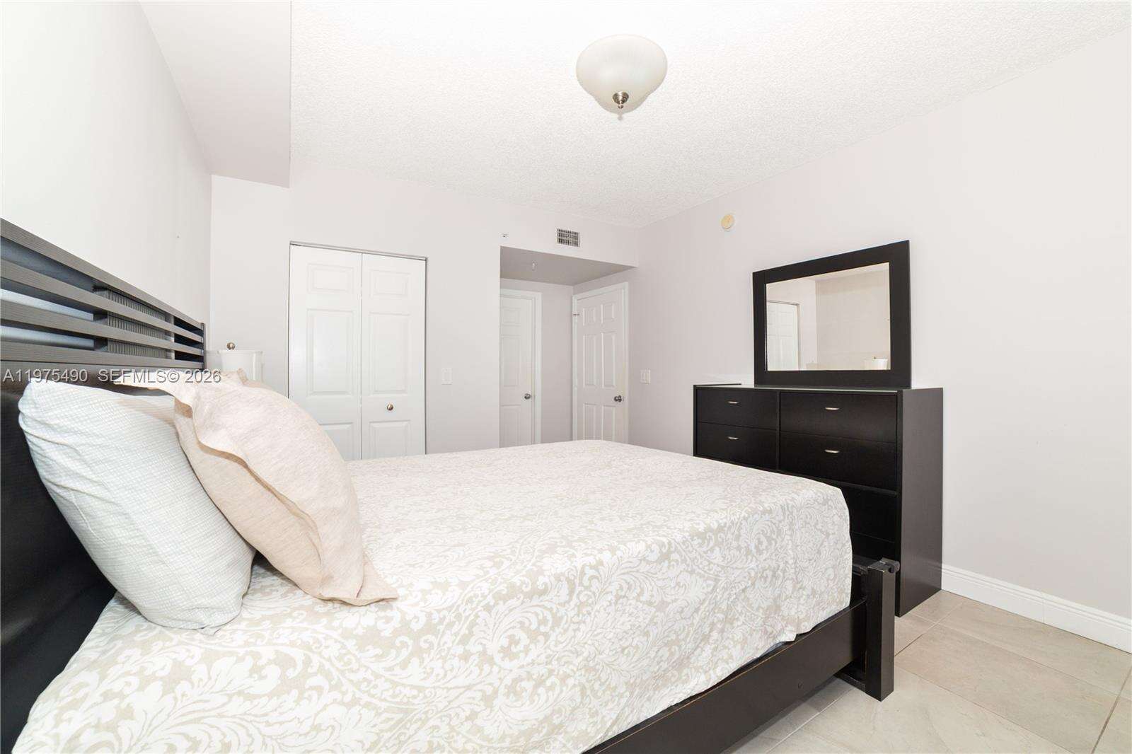 Porto Bellagio at 17100 Bay Rd, Sunny Isles Beach, FL 33160 - For Sale photo 20