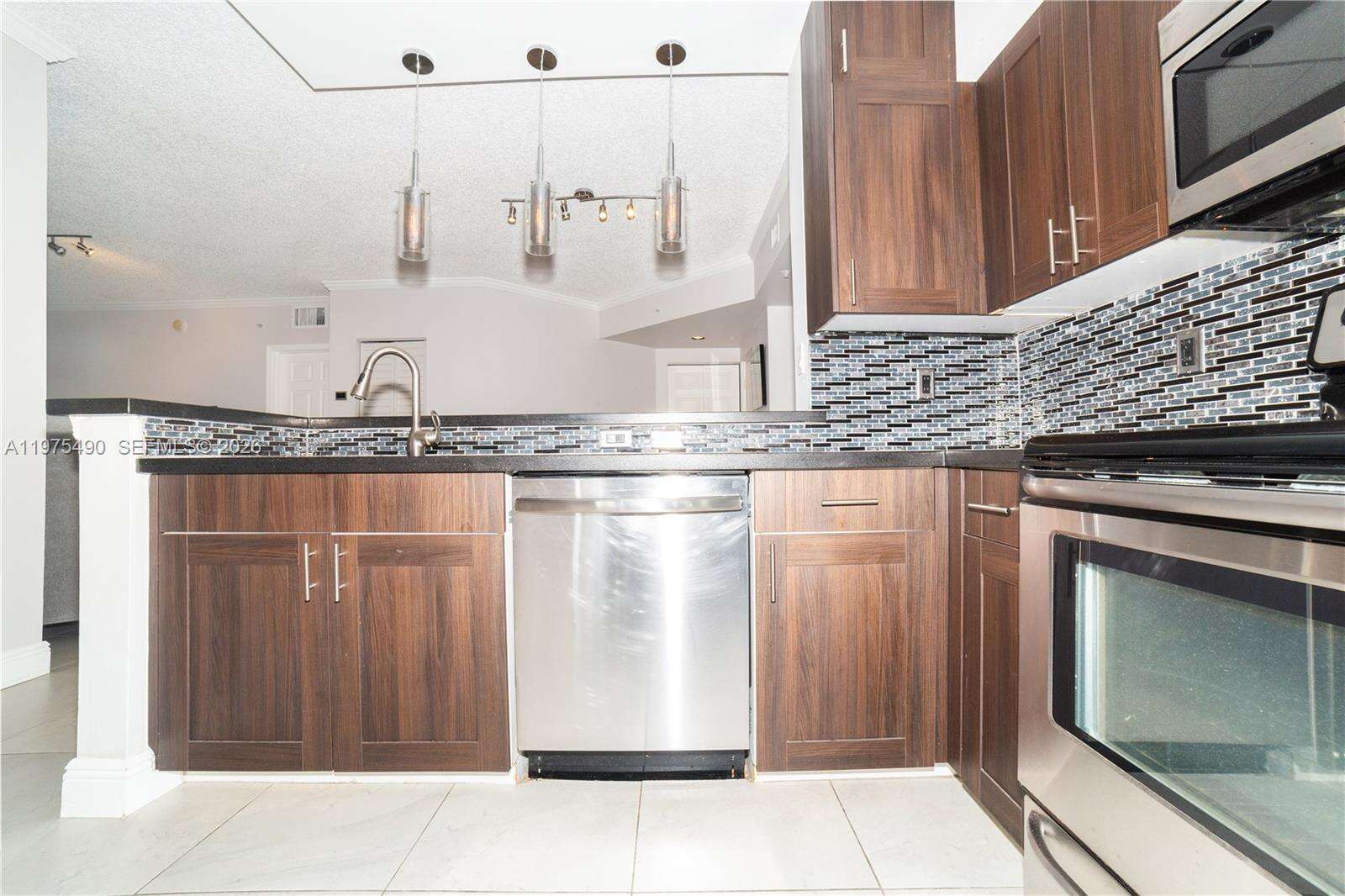 Porto Bellagio at 17100 Bay Rd, Sunny Isles Beach, FL 33160 - For Sale photo 3