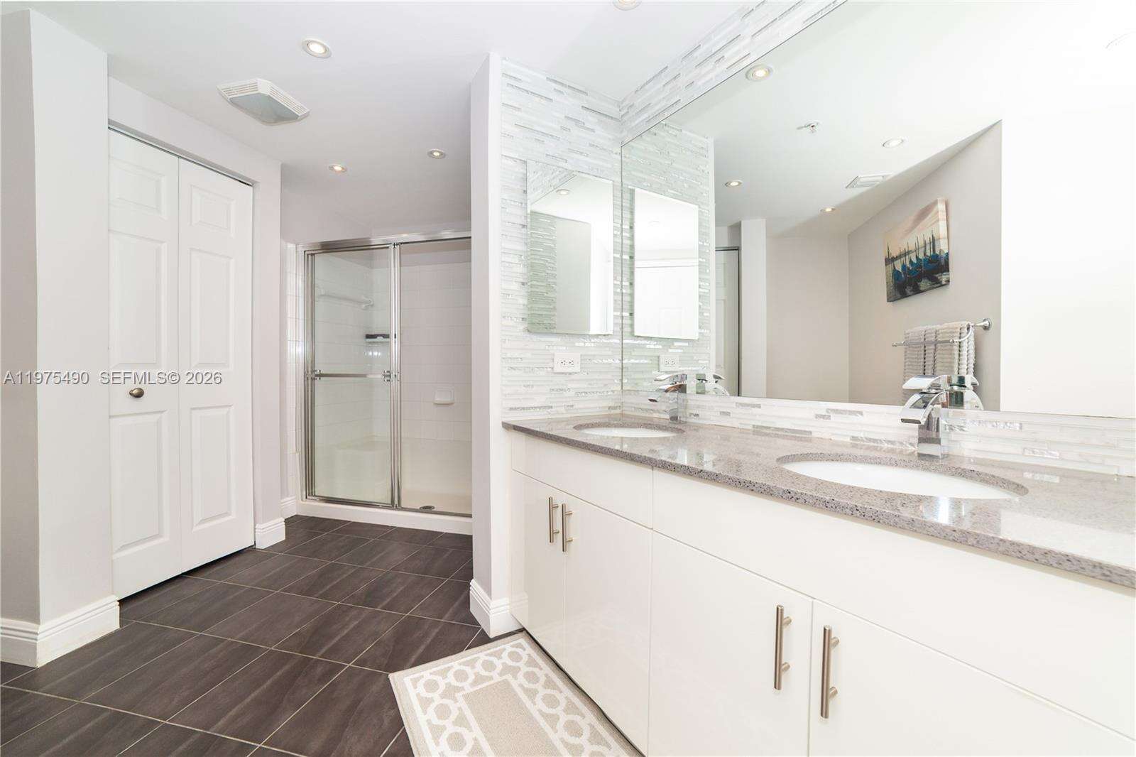 Porto Bellagio at 17100 Bay Rd, Sunny Isles Beach, FL 33160 - For Sale photo 22