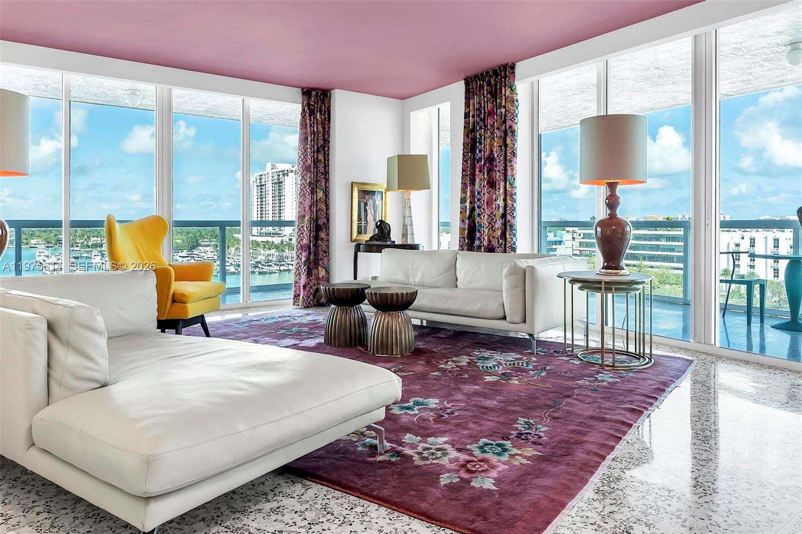 THE GRAND VENETIAN - 10 Venetian Way, Miami Beach, FL 33139 | Picture 1
