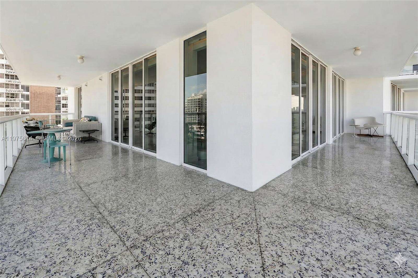 THE GRAND VENETIAN - 10 Venetian Way, Miami Beach, FL 33139 | Picture 25