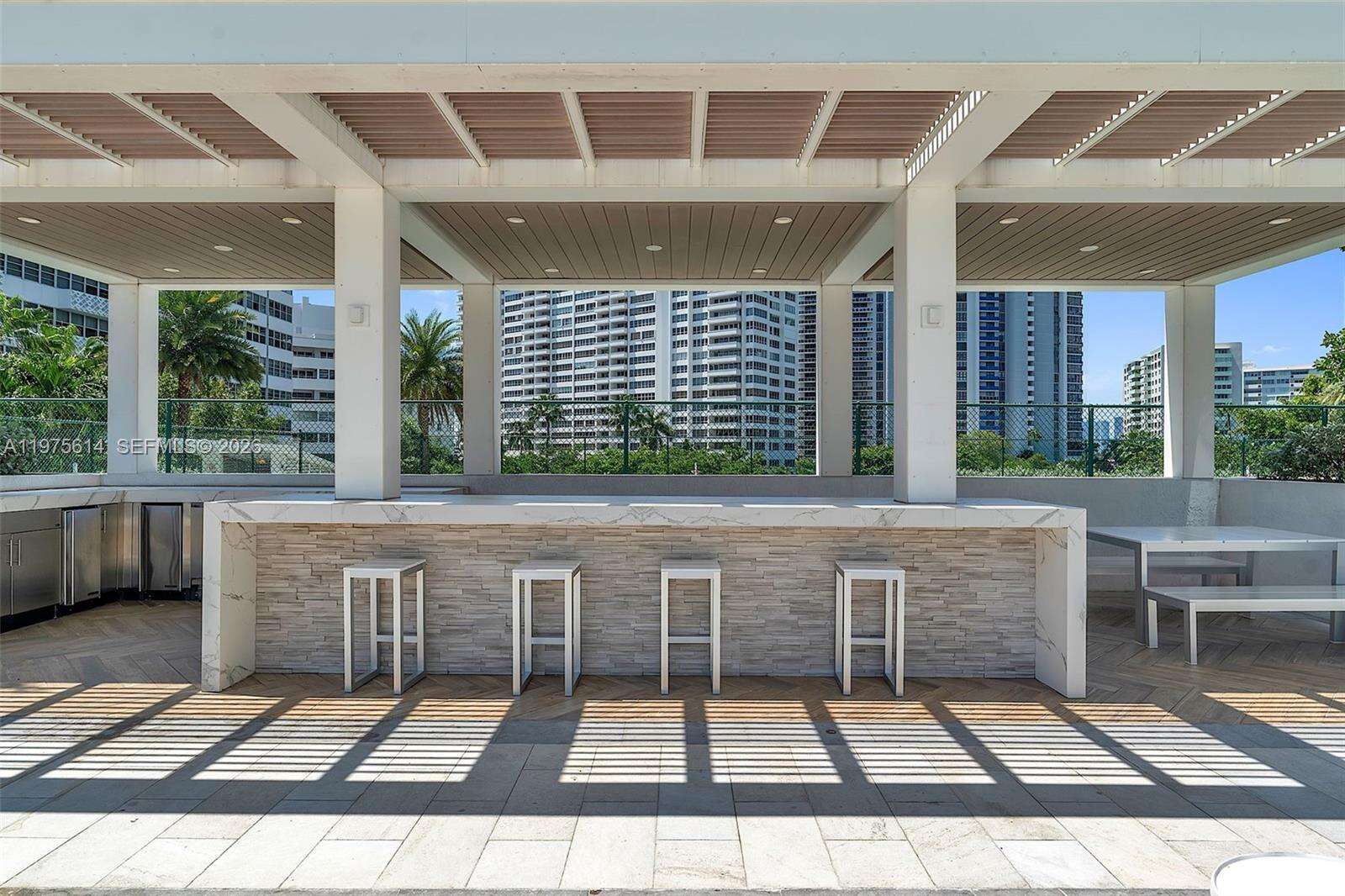 THE GRAND VENETIAN - 10 Venetian Way, Miami Beach, FL 33139 | Picture 34