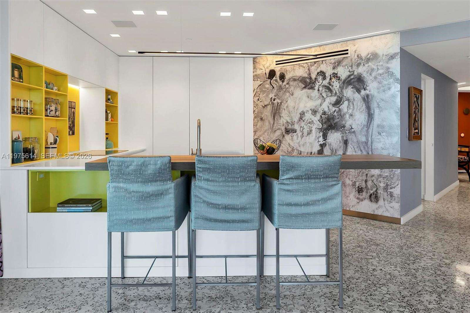 THE GRAND VENETIAN - 10 Venetian Way, Miami Beach, FL 33139 | Picture 7