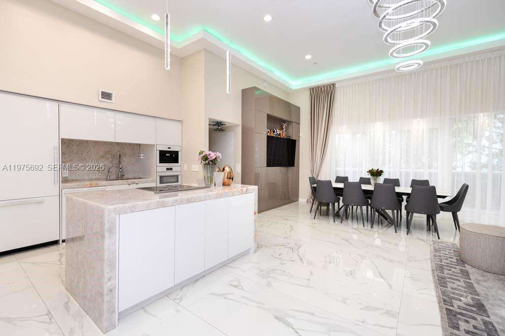 BEACH CLUB THREE - 1800 Ocean Dr, Hallandale Beach, FL 33009 | Picture 20