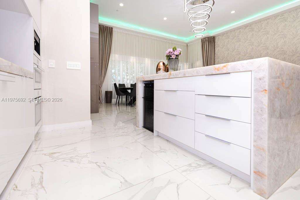 BEACH CLUB THREE - 1800 Ocean Dr, Hallandale Beach, FL 33009 | Picture 24