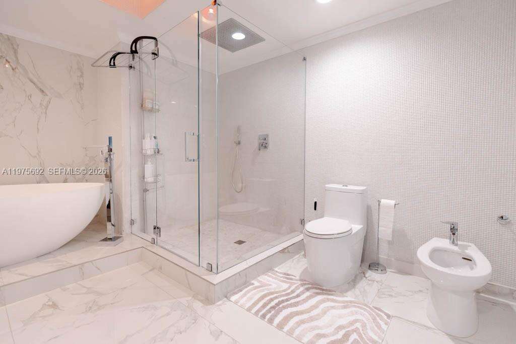 BEACH CLUB THREE - 1800 Ocean Dr, Hallandale Beach, FL 33009 | Picture 61