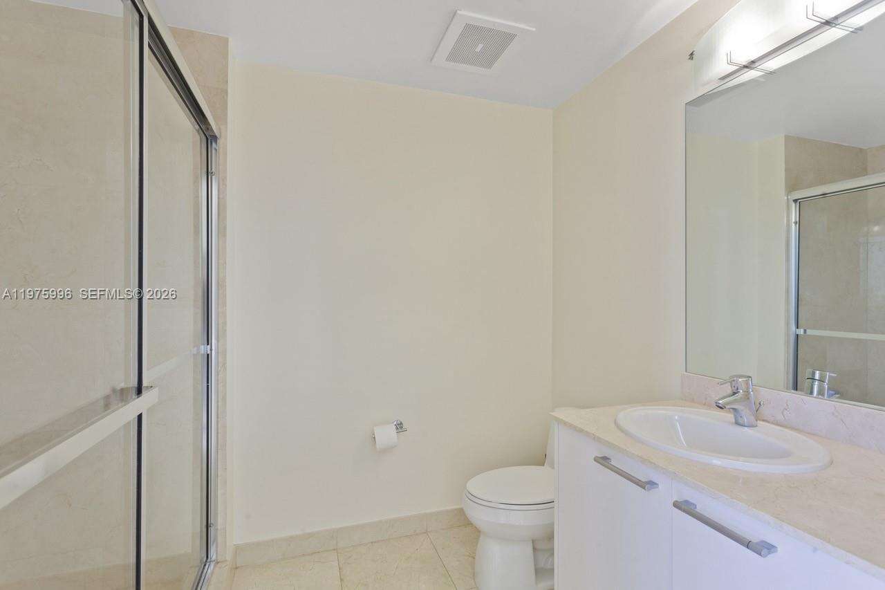 SAYAN - 16275 Collins Ave, Sunny Isles Beach, FL 33160 | Picture 8