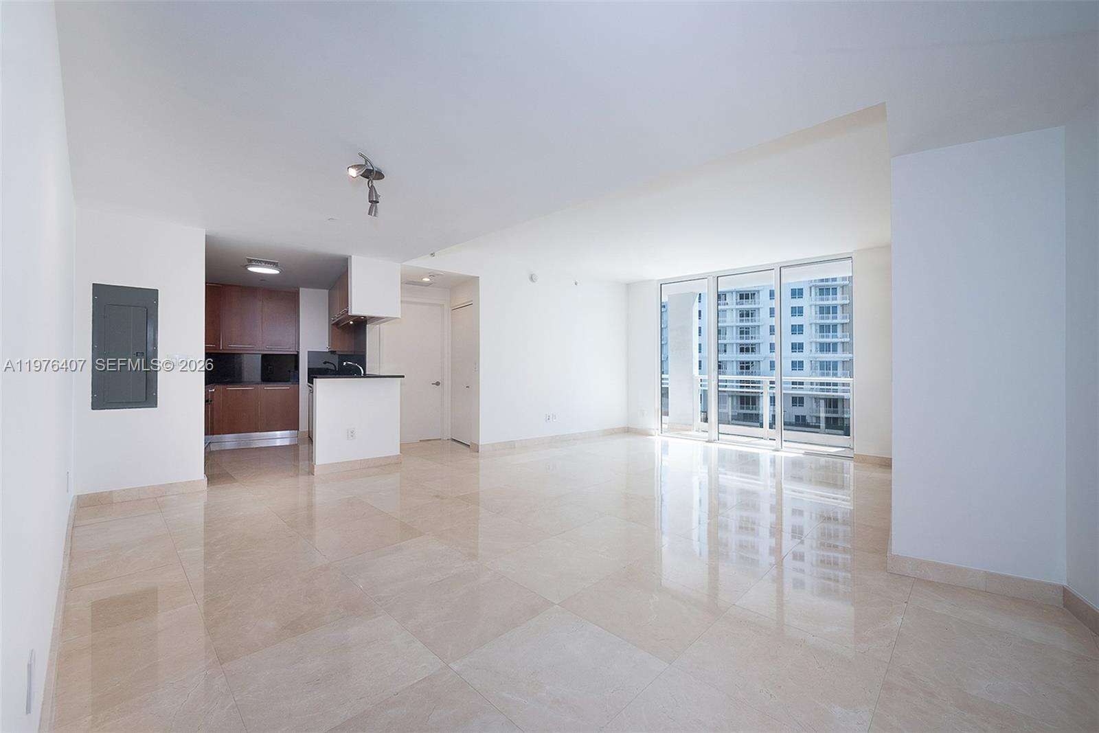 Carbonell at 901 Brickell Key Blvd, Miami, FL 33131 - For Sale photo 11