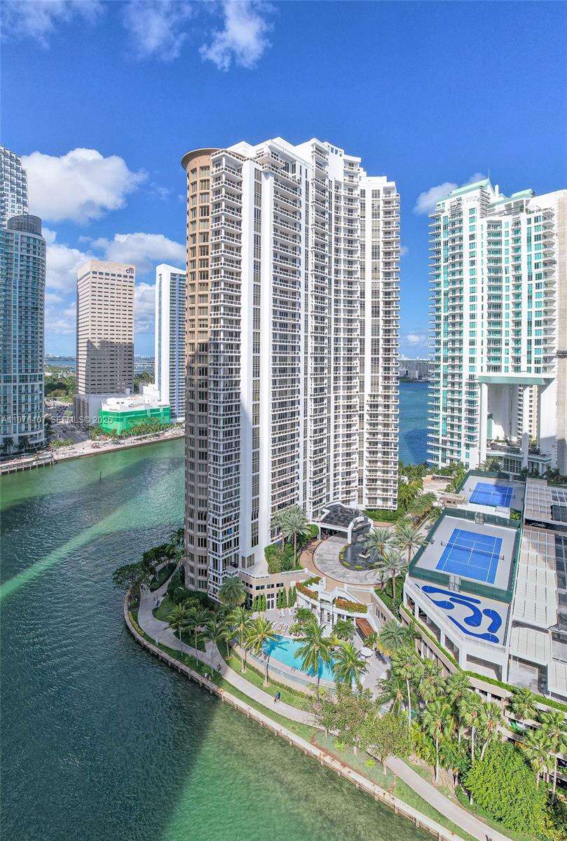 Carbonell at 901 Brickell Key Blvd, Miami, FL 33131 - For Sale photo 35