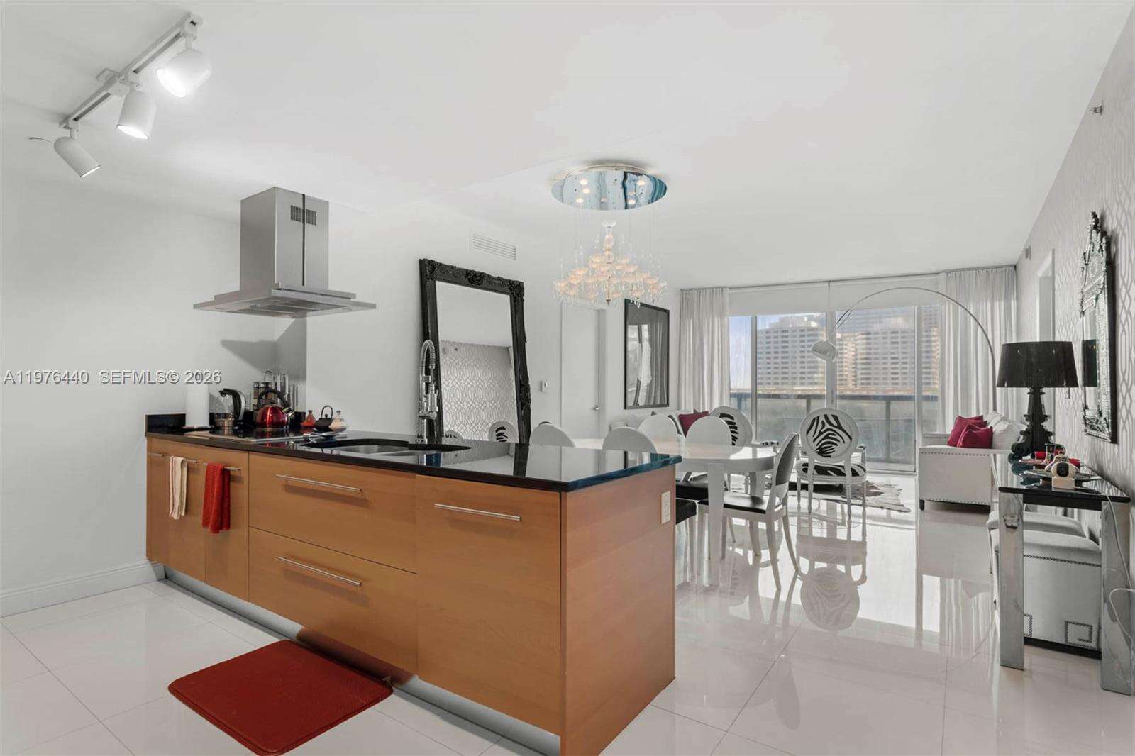 Icon Brickell 2 at 495 Brickell Ave, Miami, FL 33131 - For Sale photo 1