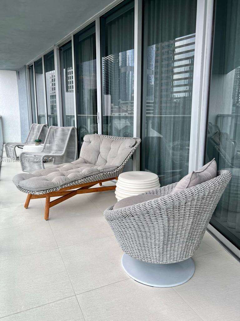 Icon Brickell 2 at 495 Brickell Ave, Miami, FL 33131 - For Sale photo 11