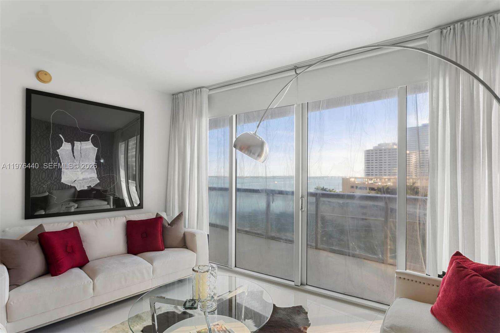 Icon Brickell 2 at 495 Brickell Ave, Miami, FL 33131 - For Sale photo 8