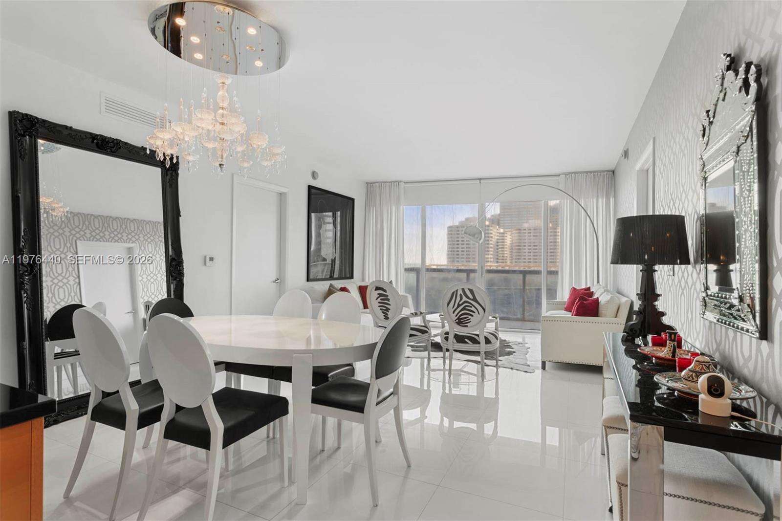 Icon Brickell 2 at 495 Brickell Ave, Miami, FL 33131 - For Sale photo 9