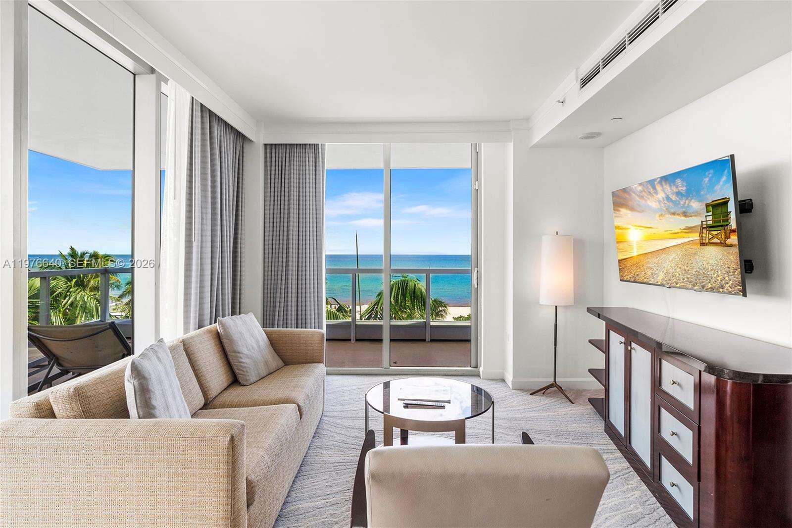 Fontainebleau 3 at 4391 Collins Ave, Miami Beach, FL 33140 - For Sale photo 12