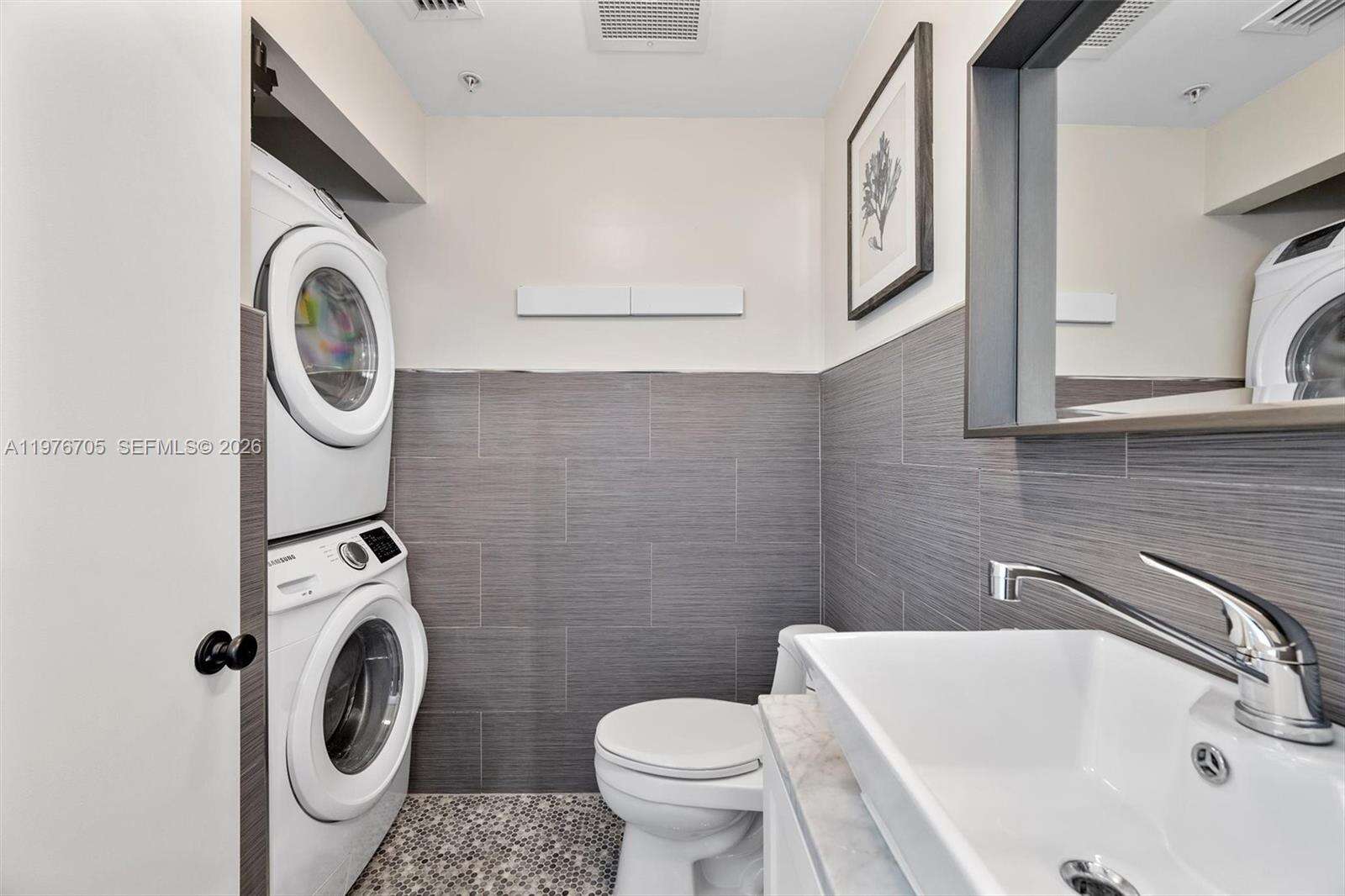 Two Midtown at 3470 Coast Ave, Miami, FL 33137 - For Sale photo 8