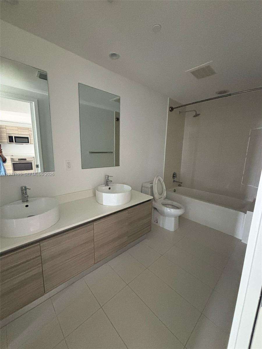 Hyde Midtown at 121 34 St, Miami, FL 33137 - For Sale photo 13