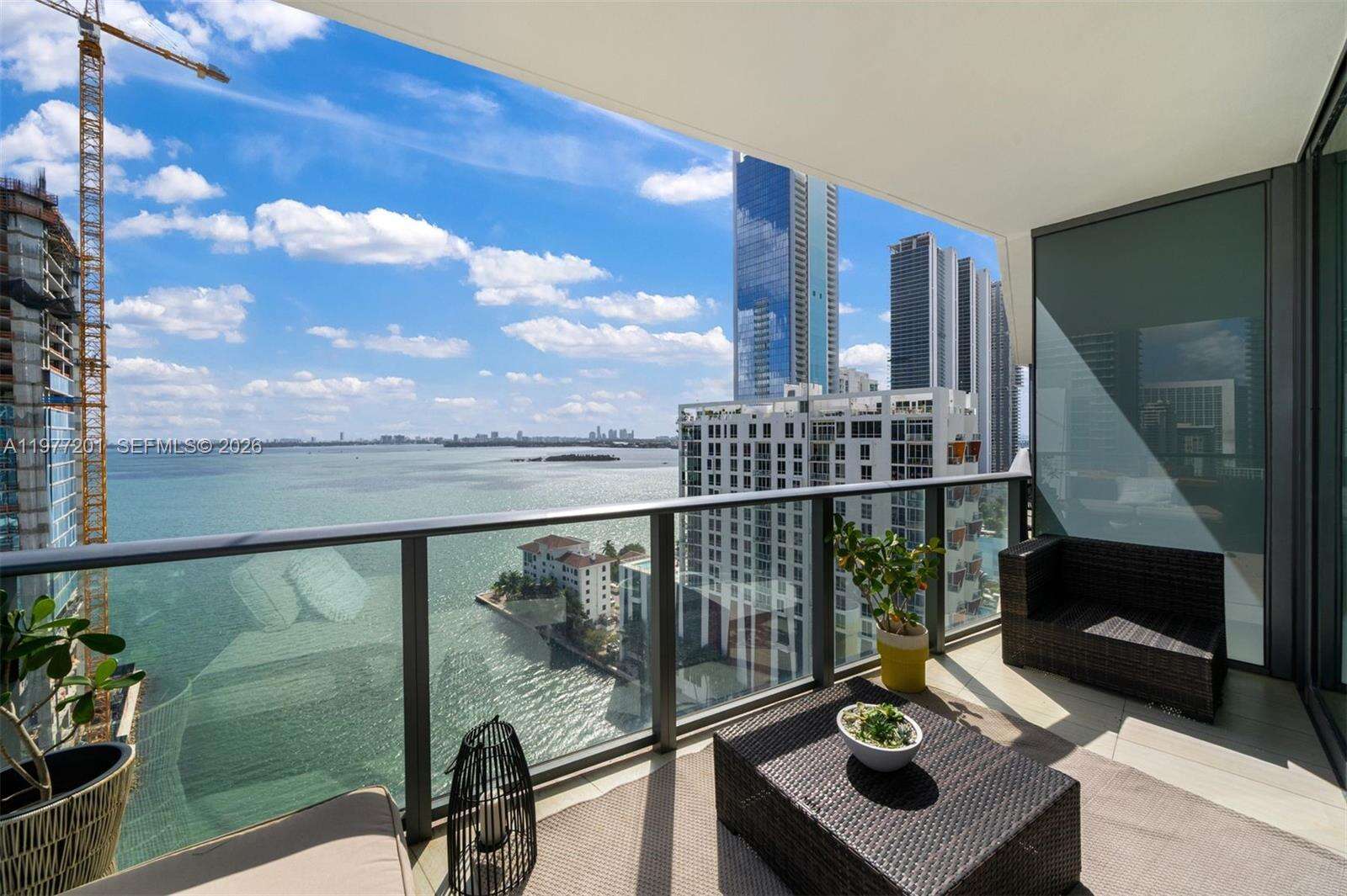 Icon Bay at 460 28 St, Miami, FL 33137 - For Sale photo 2