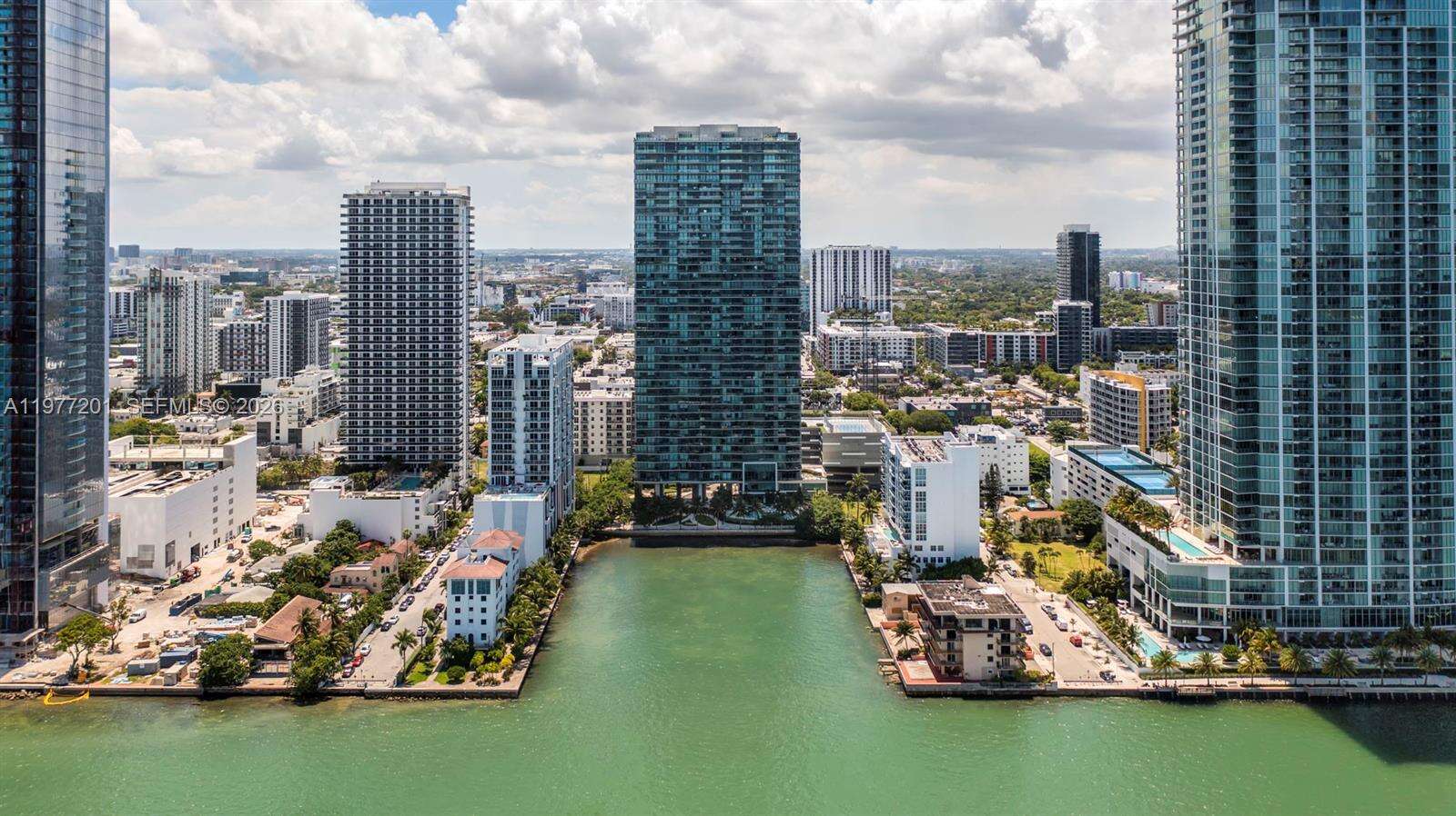 Icon Bay at 460 28 St, Miami, FL 33137 - For Sale photo 50