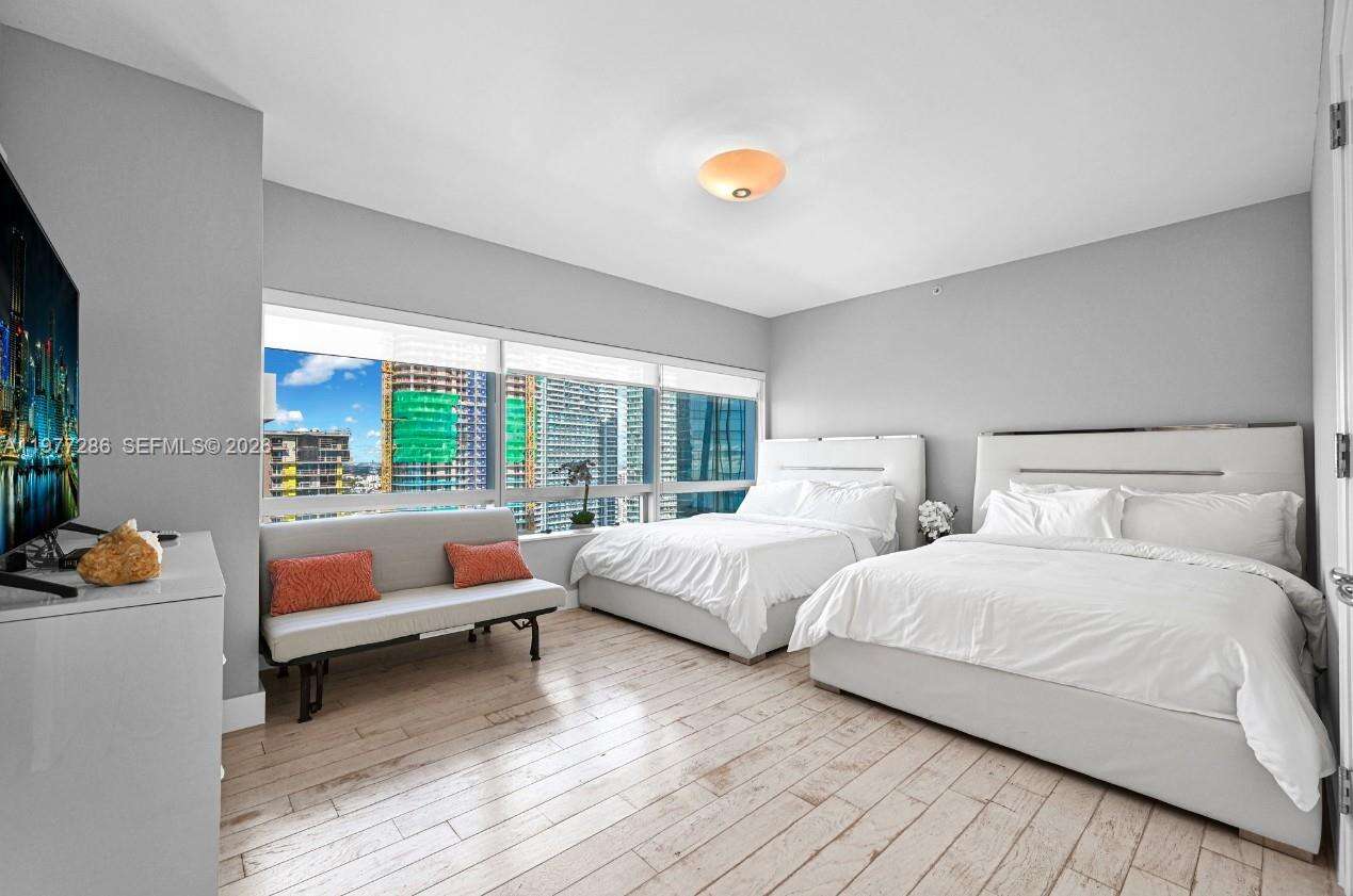 MILLENNIUM TOWER - 1435 Brickell Ave, Miami, FL 33131 | Picture 19