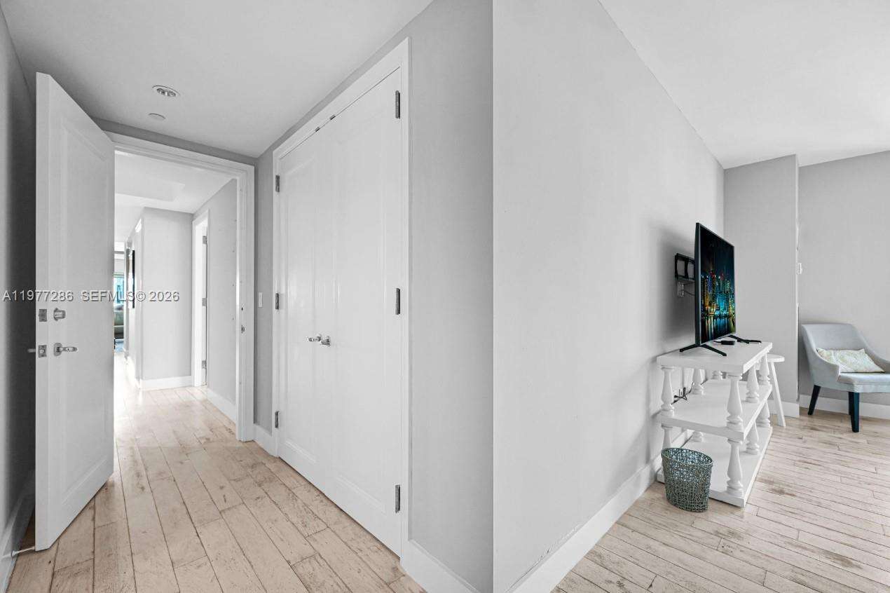 MILLENNIUM TOWER - 1435 Brickell Ave, Miami, FL 33131 | Picture 25