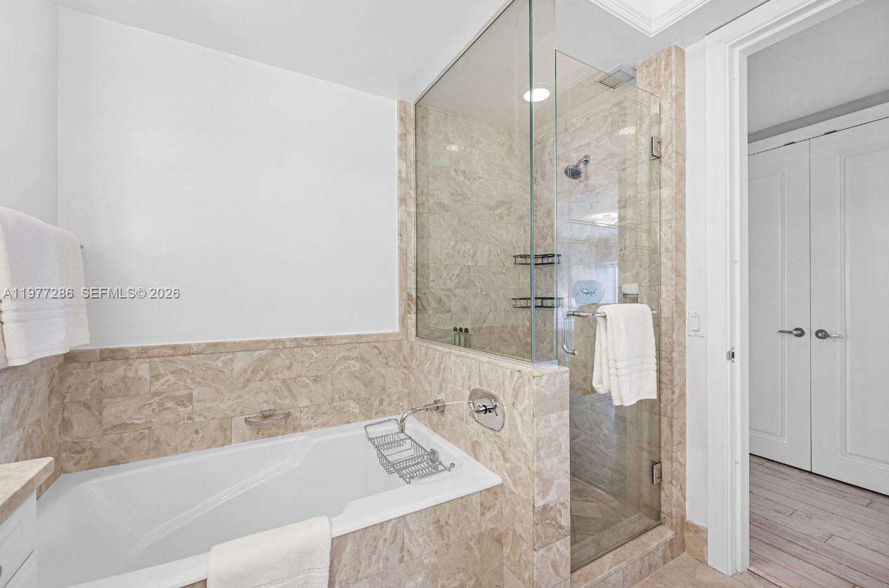 MILLENNIUM TOWER - 1435 Brickell Ave, Miami, FL 33131 | Picture 32