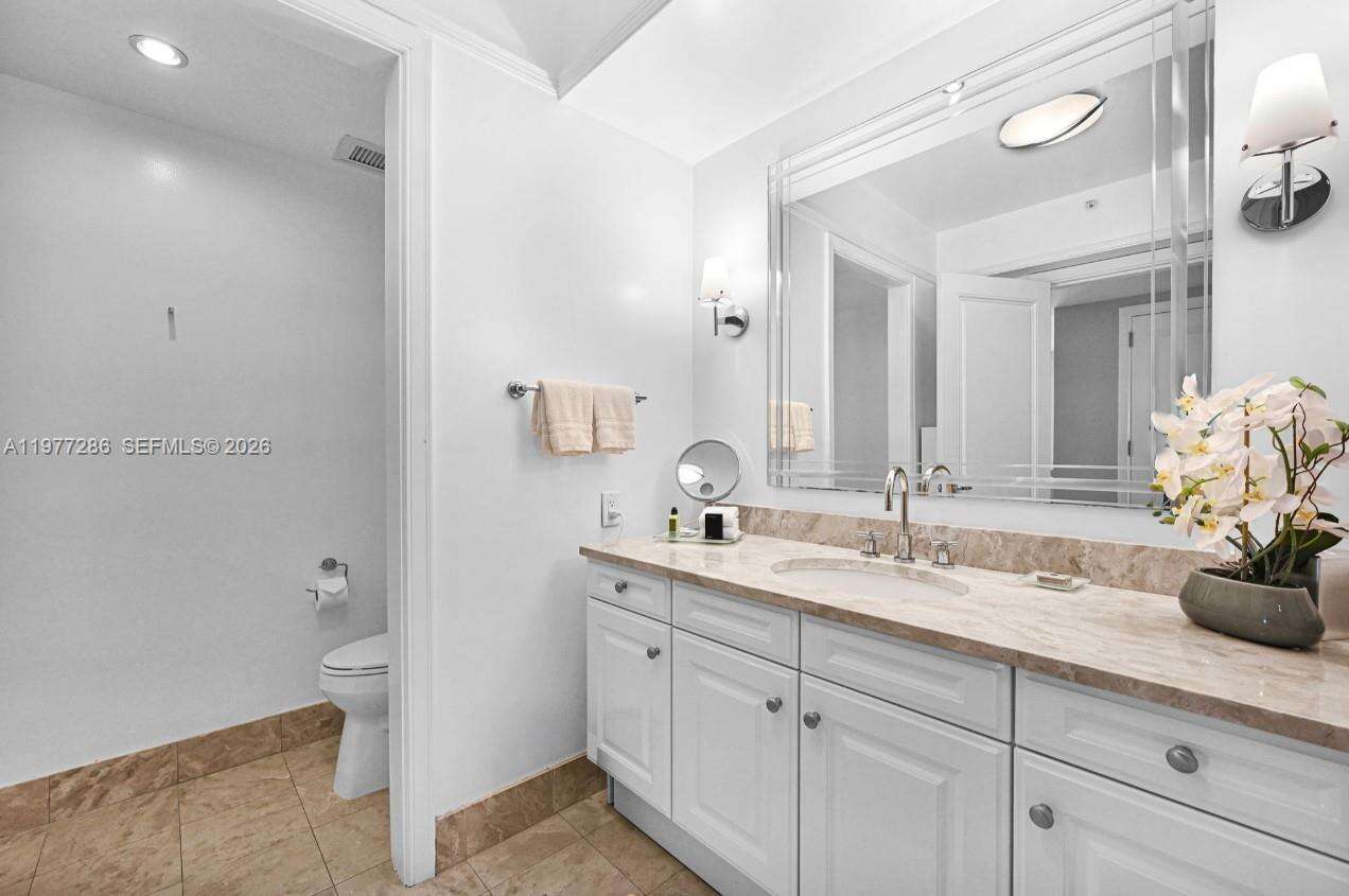 MILLENNIUM TOWER - 1435 Brickell Ave, Miami, FL 33131 | Picture 33