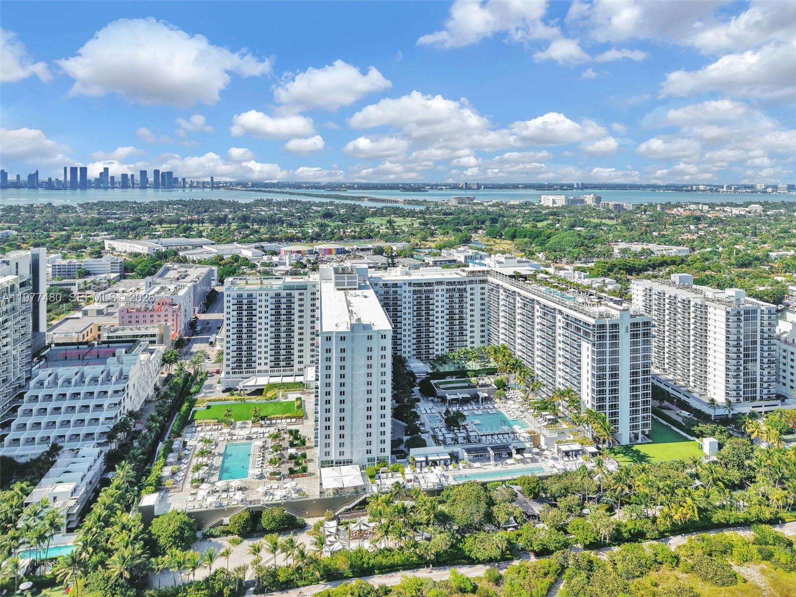 RONEY PALACE - 2301 Collins Ave, Miami Beach, FL 33139 | Picture 12