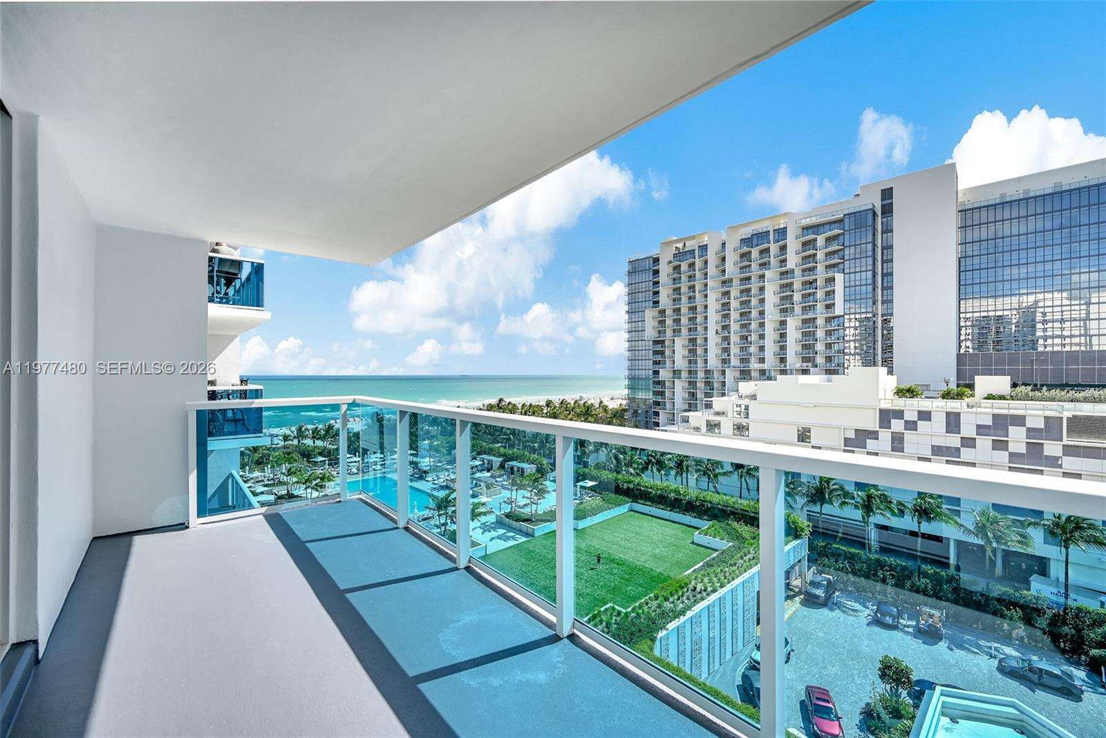 RONEY PALACE - 2301 Collins Ave, Miami Beach, FL 33139 | Picture 3