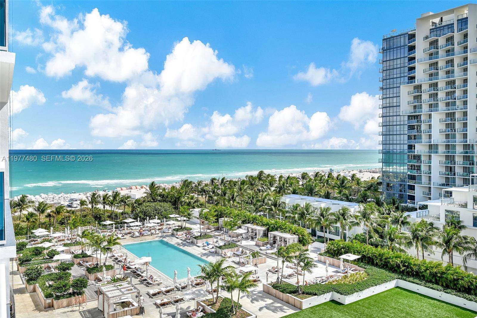 RONEY PALACE - 2301 Collins Ave, Miami Beach, FL 33139 | Picture 4