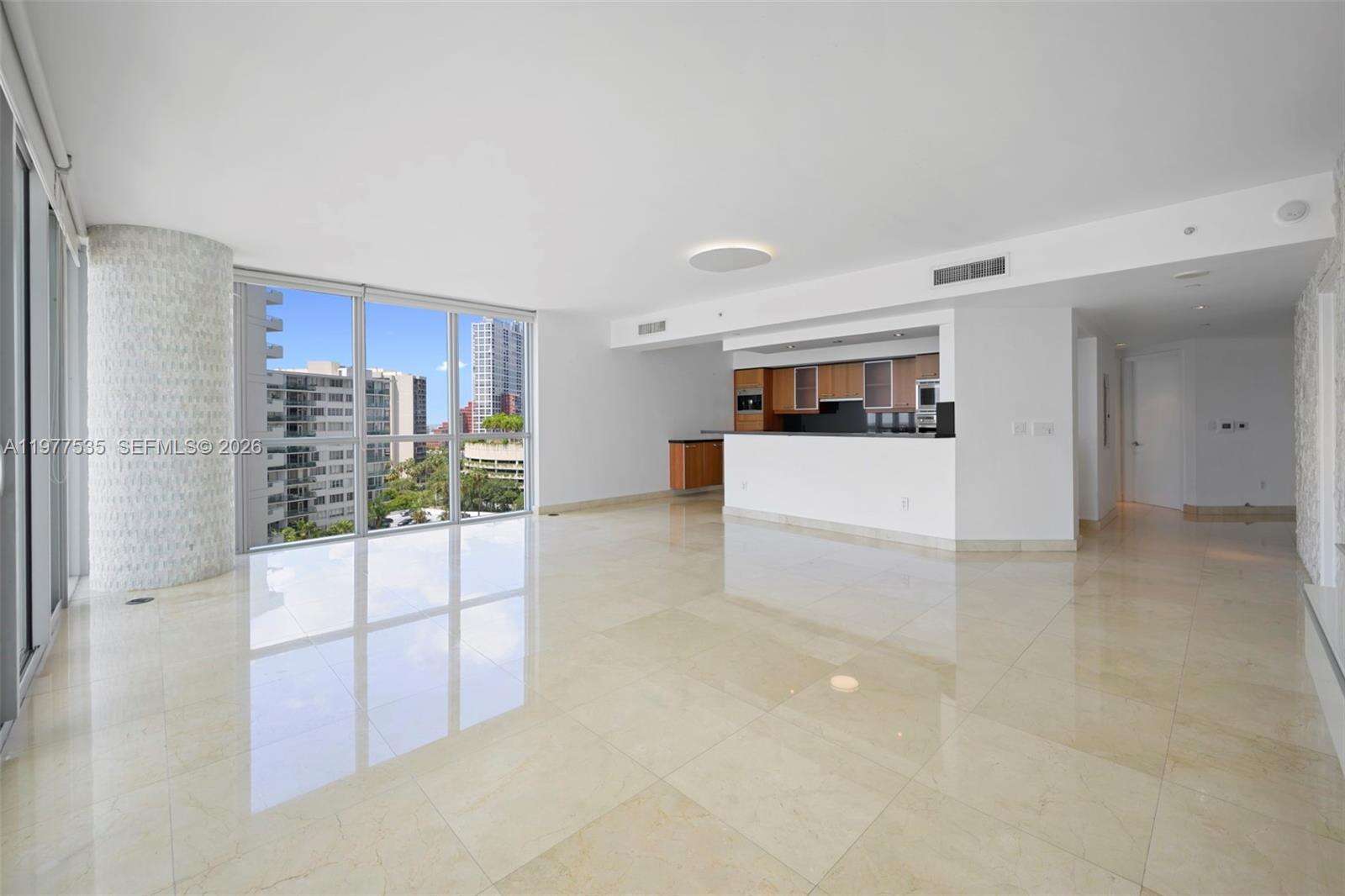 JADE RESIDENCES AT BRICKELL BAY - 1331 Brickell Bay Dr, Miami, FL 33131 | Picture 7