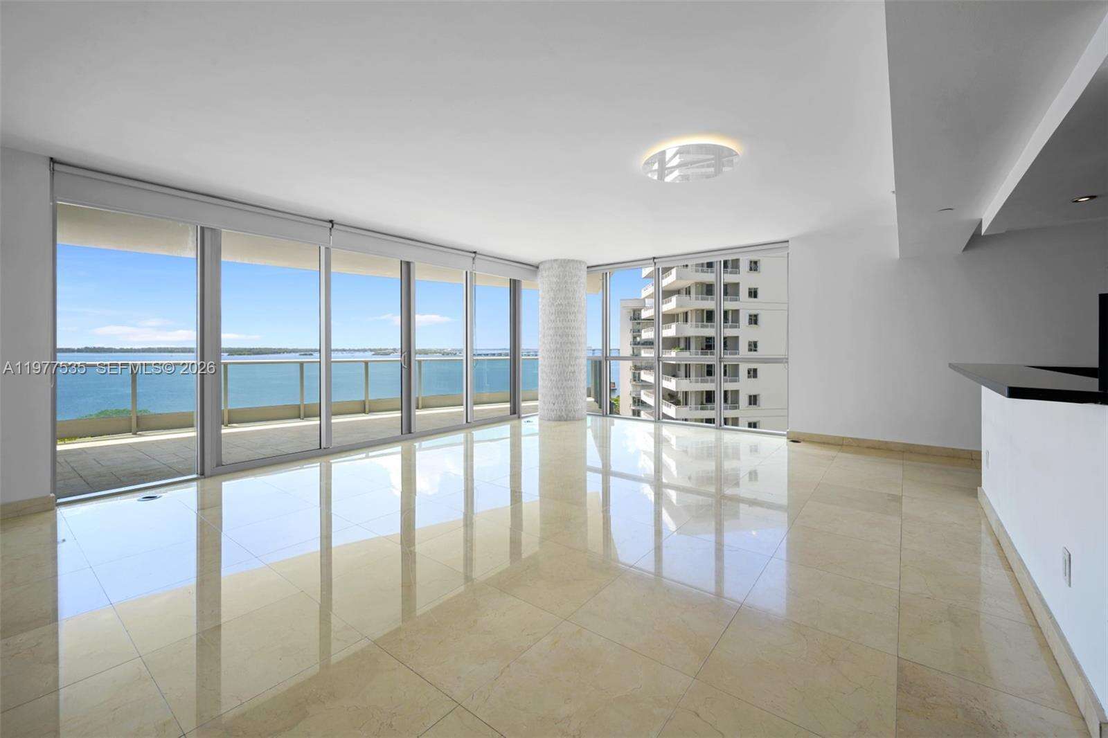 JADE RESIDENCES AT BRICKELL BAY - 1331 Brickell Bay Dr, Miami, FL 33131 | Picture 10