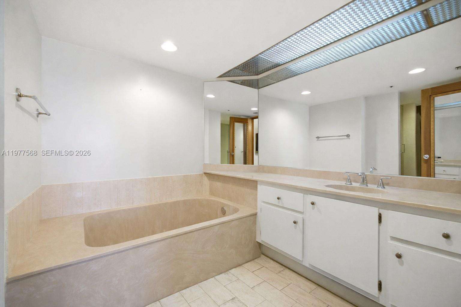 The Grand at 1717 Bayshore Dr, Miami, FL 33132 - For Sale photo 22