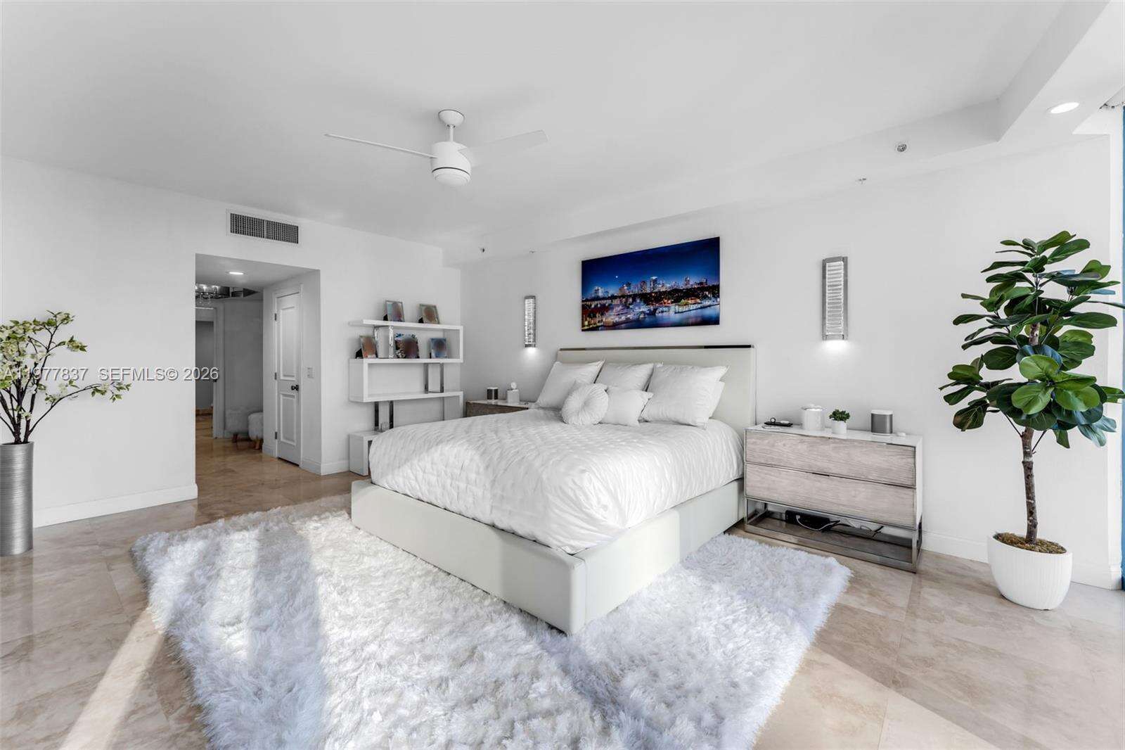 LAS OLAS RIVER HOUSE - 333 Las Olas Way, Fort Lauderdale, FL 33301 | Picture 13