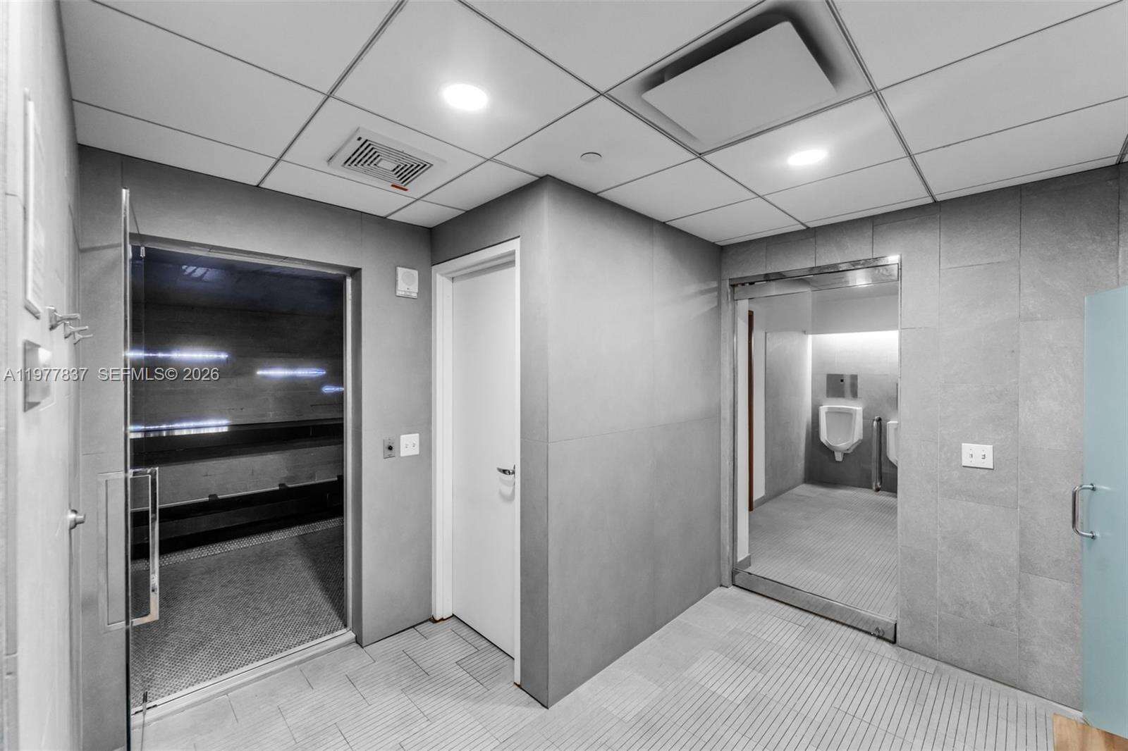 LAS OLAS RIVER HOUSE - 333 Las Olas Way, Fort Lauderdale, FL 33301 | Picture 33