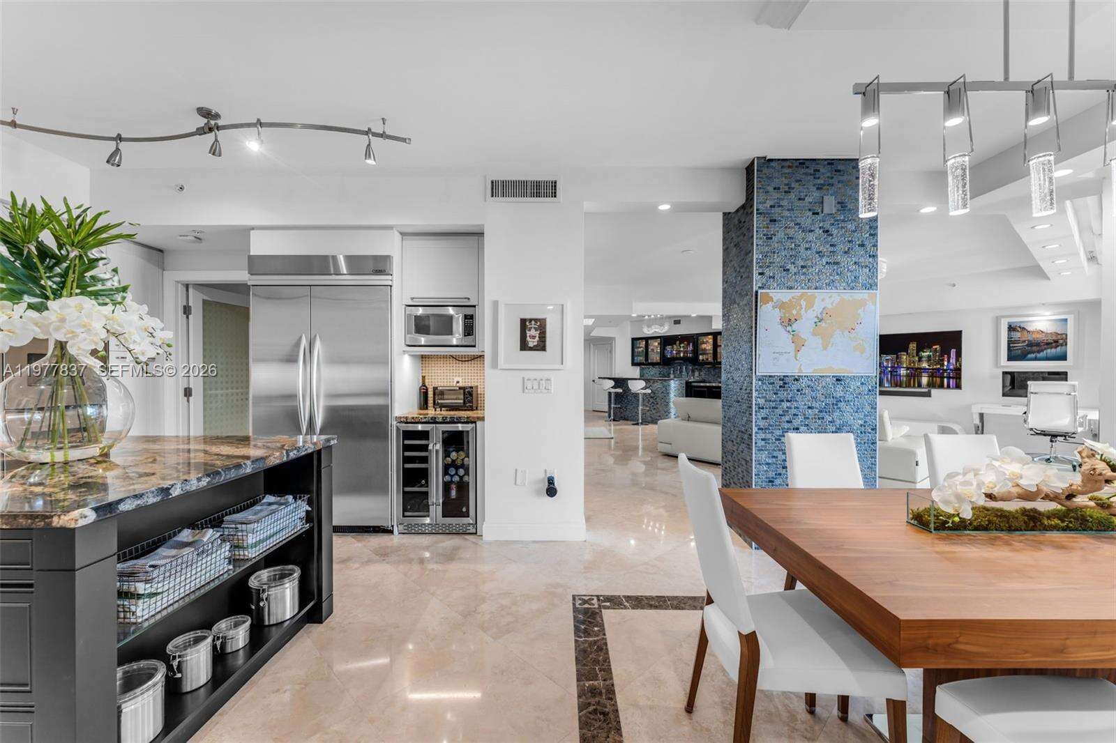 LAS OLAS RIVER HOUSE - 333 Las Olas Way, Fort Lauderdale, FL 33301 | Picture 8