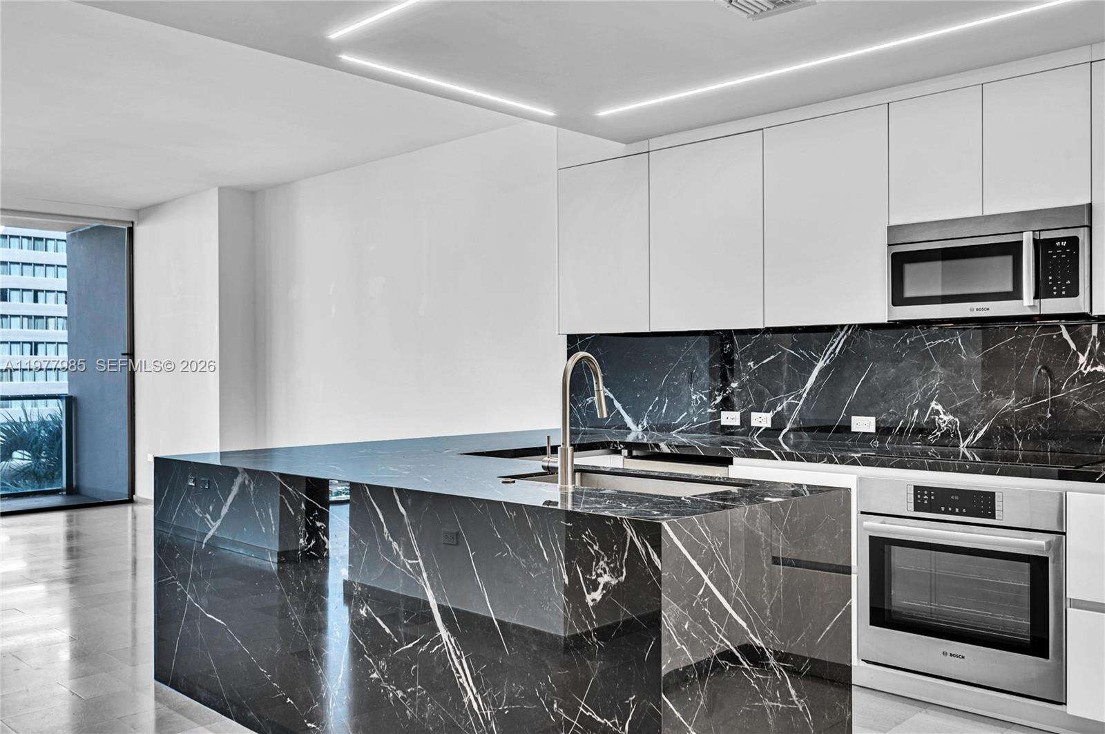 RISE - 88 7 St, Miami, FL 33130 | Picture 2