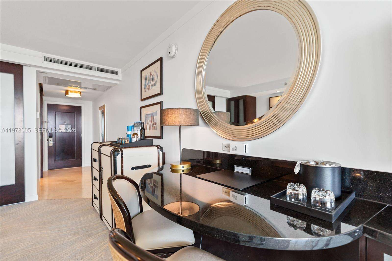 Fontainebleau 3 at 4391 Collins Ave, Miami Beach, FL 33140 - For Sale photo 16
