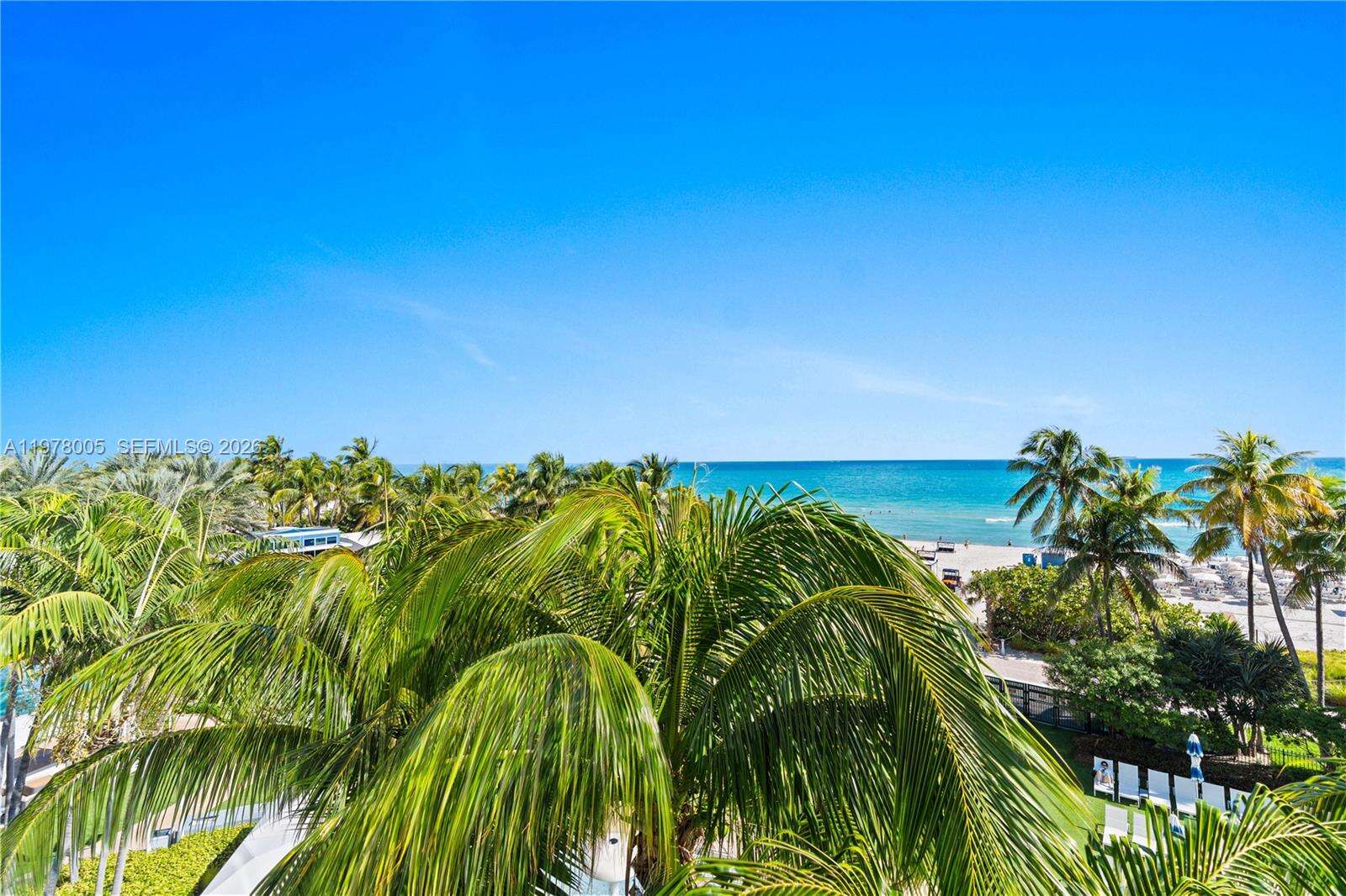 Fontainebleau 3 at 4391 Collins Ave, Miami Beach, FL 33140 - For Sale photo 4