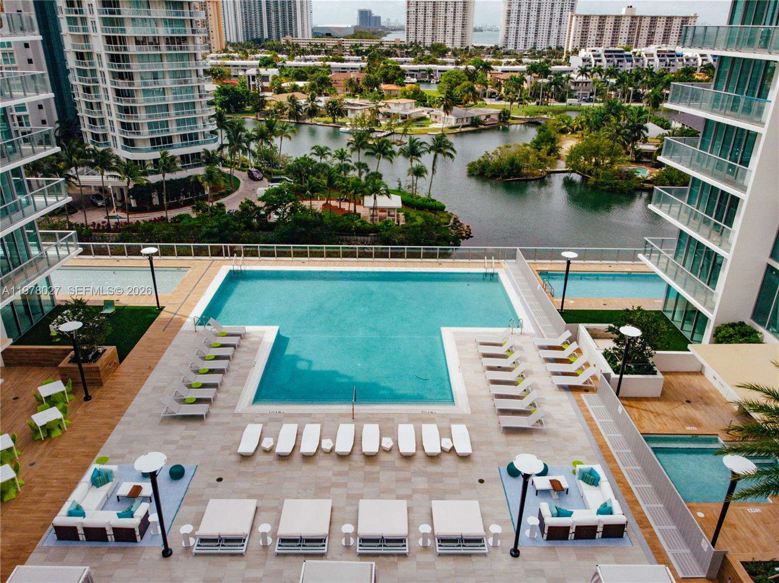 PARQUE TOWERS - 330 Sunny Isles Blvd, Sunny Isles Beach, FL 33160 | Picture 31