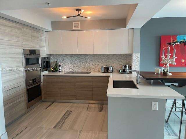 PARQUE TOWERS - 330 Sunny Isles Blvd, Sunny Isles Beach, FL 33160 | Picture 10