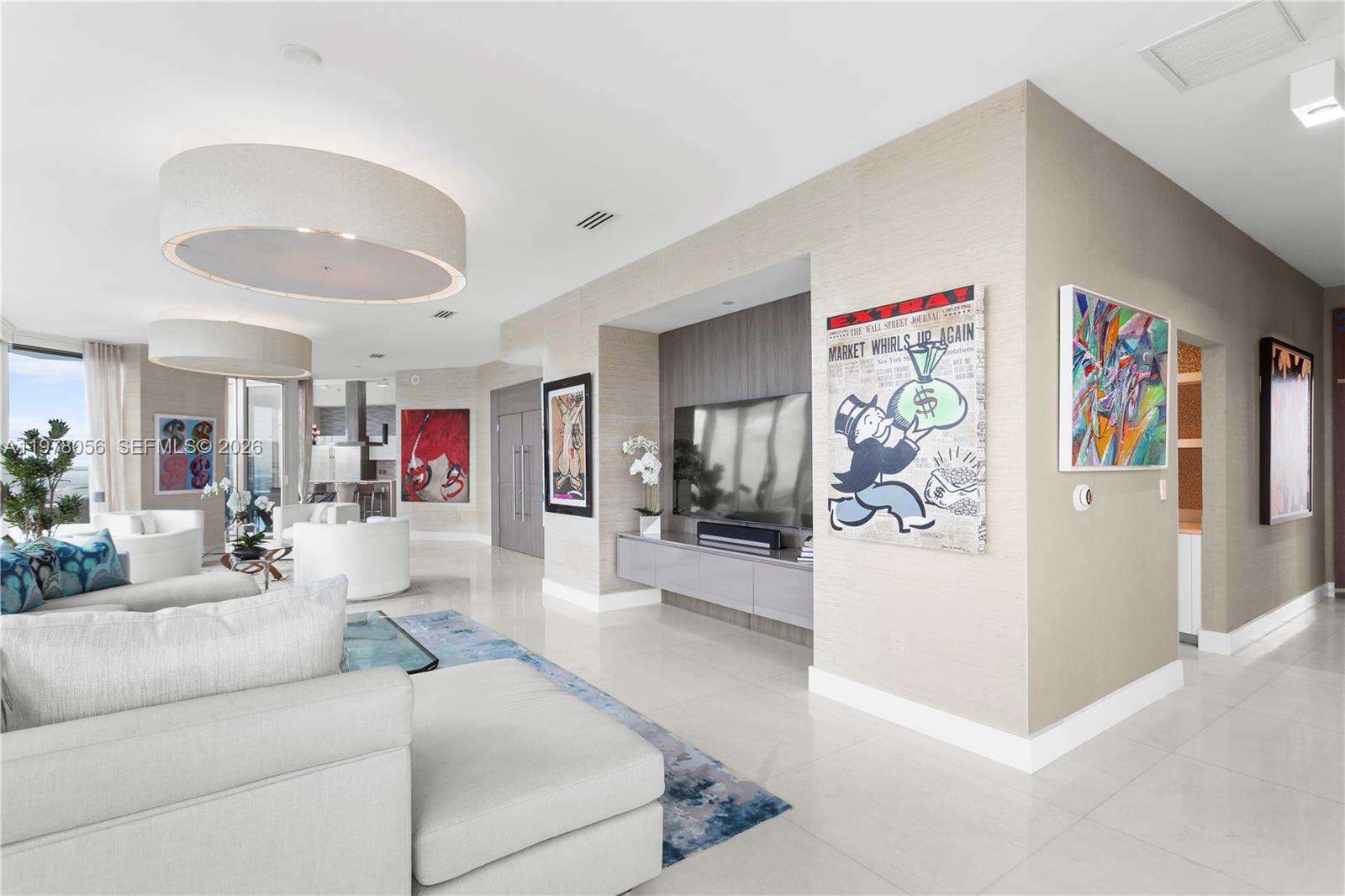 PARAMOUNT BAY - 2020 Bayshore Dr, Miami, FL 33137 | Picture 12