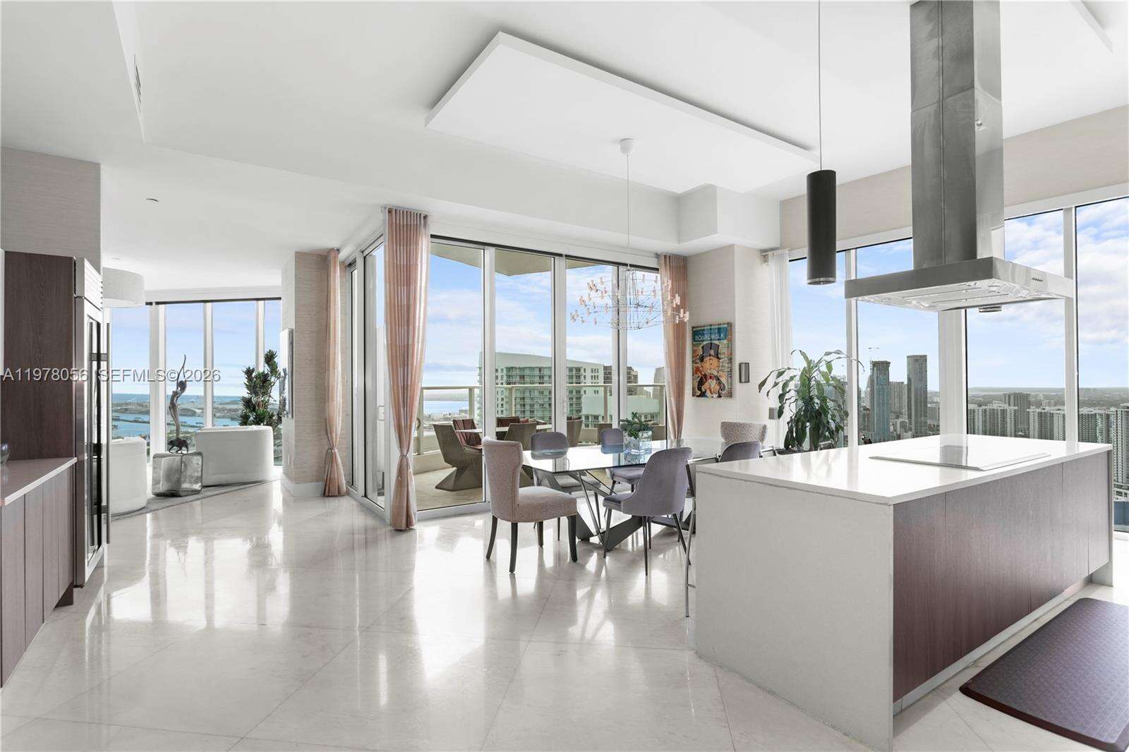 PARAMOUNT BAY - 2020 Bayshore Dr, Miami, FL 33137 | Picture 17