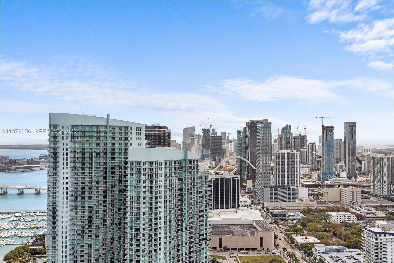 PARAMOUNT BAY - 2020 Bayshore Dr, Miami, FL 33137 | Picture 26